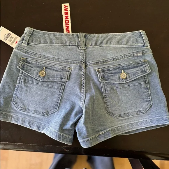 Unionbay Jean Shorts. - Picture 3 of 4